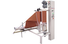 Folding and blocking Textile machine